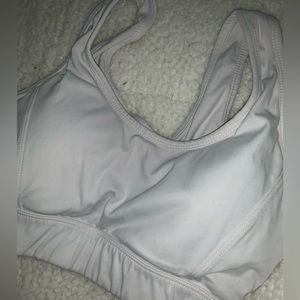 NVGTN SIZE XS White Allure Sports Bra